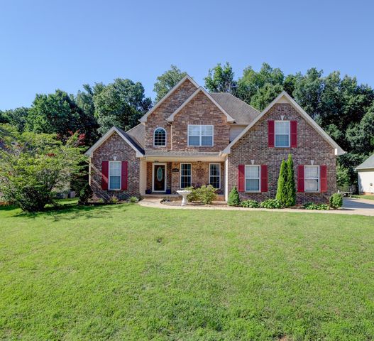 4396 Taylor Hall Ln, Adams, TN 37010