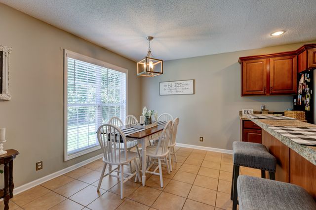 4396 Taylor Hall Ln, Adams, TN 37010
