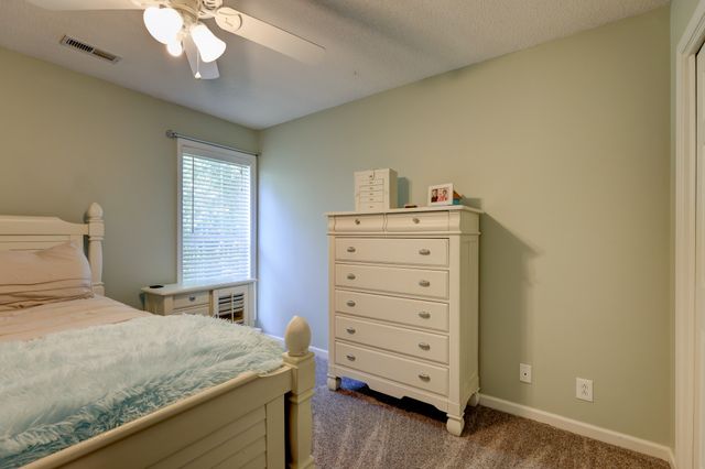 4396 Taylor Hall Ln, Adams, TN 37010