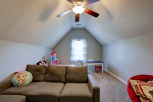 4396 Taylor Hall Ln, Adams, TN 37010