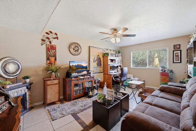 969 W FOXBORO DR, North Salt Lake, UT 84054