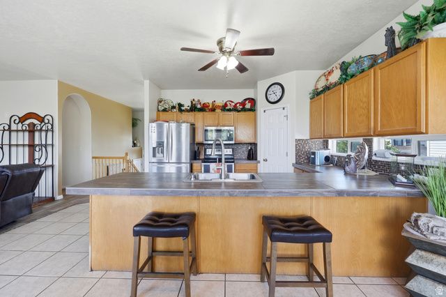 969 W FOXBORO DR, North Salt Lake, UT 84054