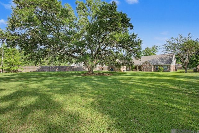 35183 Live Oak Cir, Denham Springs, LA 70706