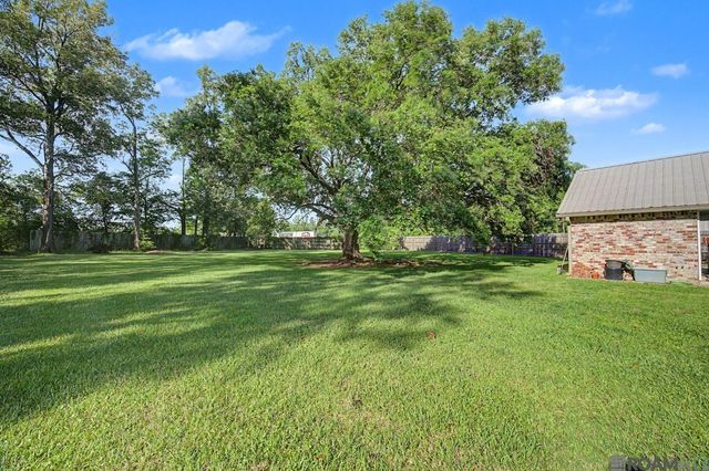 35183 Live Oak Cir, Denham Springs, LA 70706