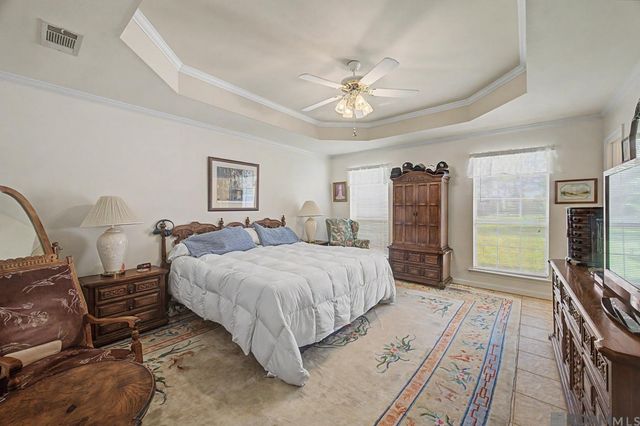 35183 Live Oak Cir, Denham Springs, LA 70706