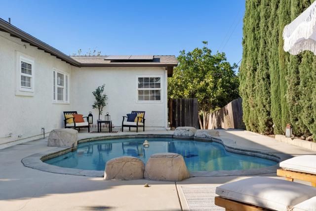 1510 Melrose Way, Vista, CA 92081