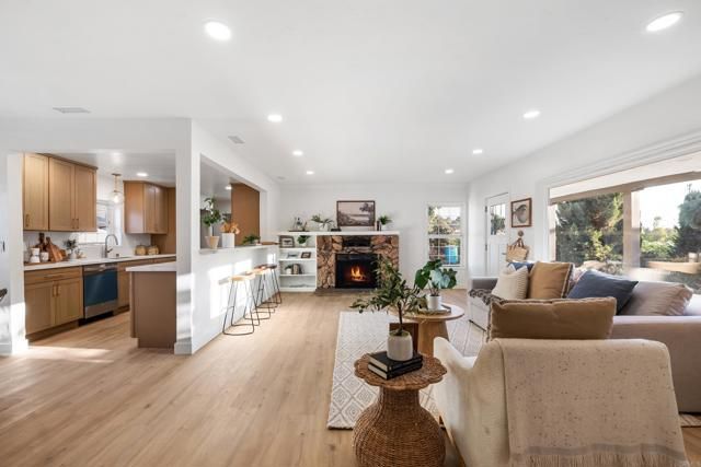 1510 Melrose Way, Vista, CA 92081
