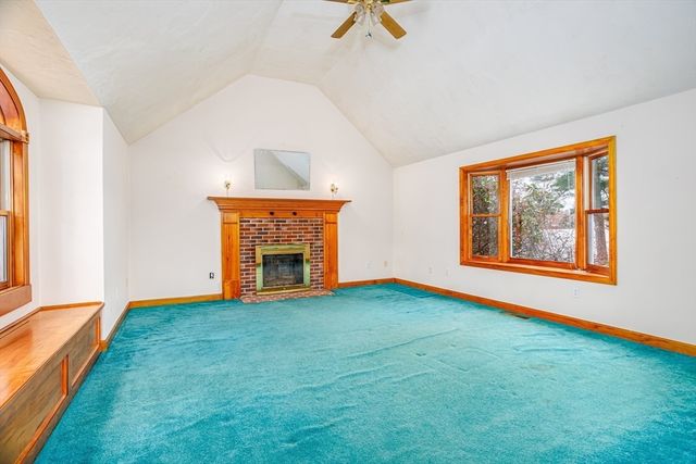 6 Mountain View Avenue, Ayer, MA 01432