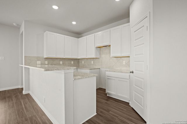 2079 Olivia Drive, New Braunfels, TX 78130