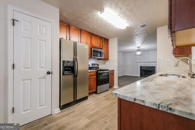 7078 Reserve Court, Flowery Branch, GA 30542