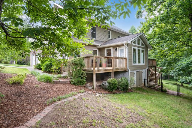 618 River Landing Drive, Soddy Daisy, TN 37379