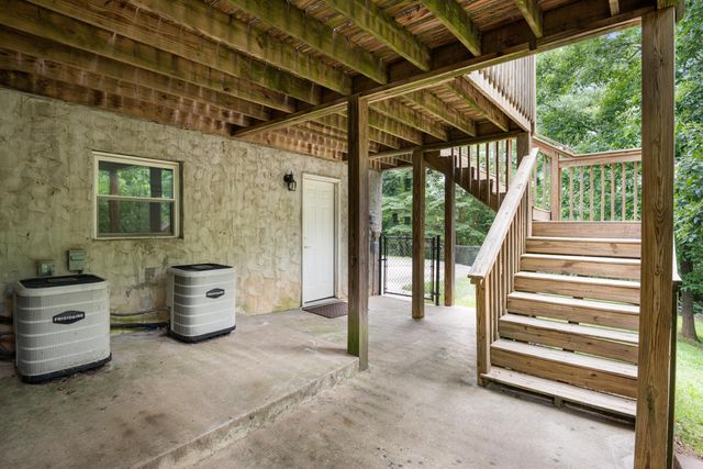 618 River Landing Drive, Soddy Daisy, TN 37379