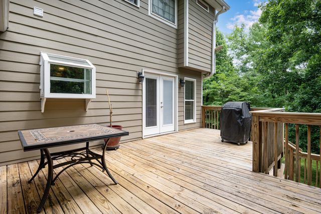 618 River Landing Drive, Soddy Daisy, TN 37379