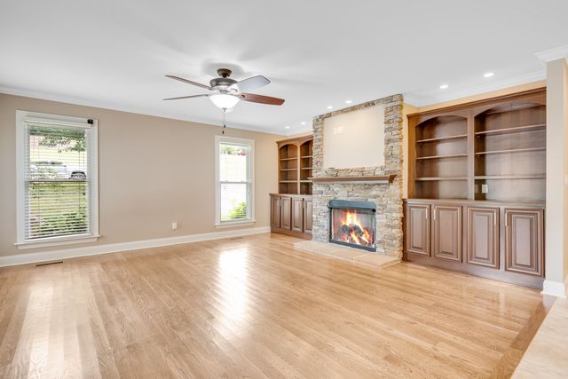 618 River Landing Drive, Soddy Daisy, TN 37379
