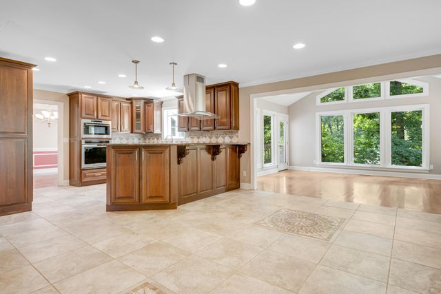 618 River Landing Drive, Soddy Daisy, TN 37379