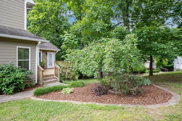 618 River Landing Drive, Soddy Daisy, TN 37379