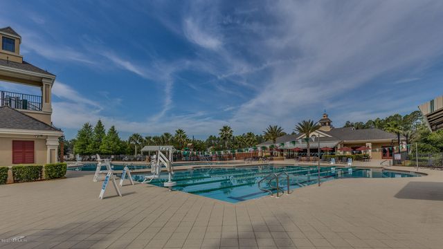 589 GLASGOW Drive, St. Johns, FL 32259