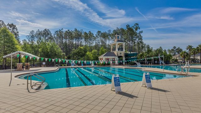 589 GLASGOW Drive, St. Johns, FL 32259