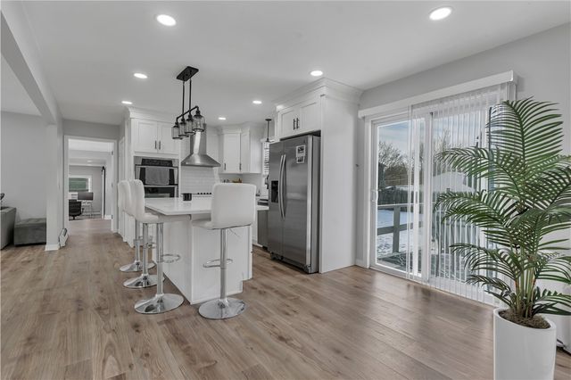 30 S Bennett Drive, Johnston, RI 02919