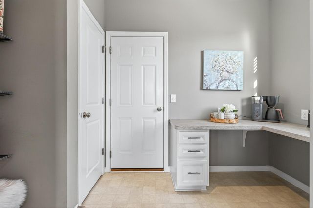 20627 Granville Lane, Lakeville, MN 55044