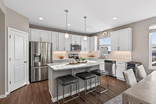 20627 Granville Lane, Lakeville, MN 55044