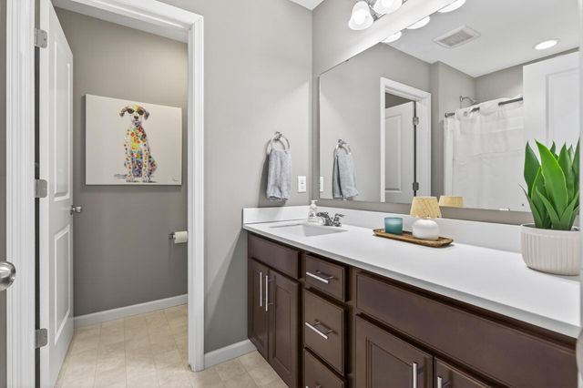 20627 Granville Lane, Lakeville, MN 55044