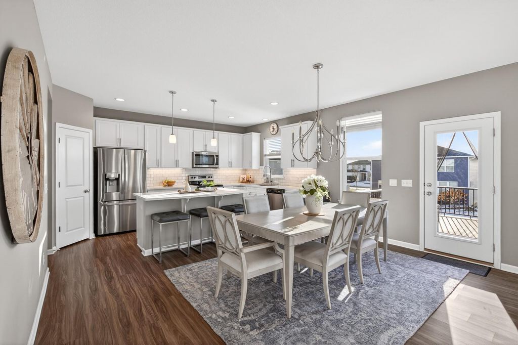 20627 Granville Lane, Lakeville, MN 55044