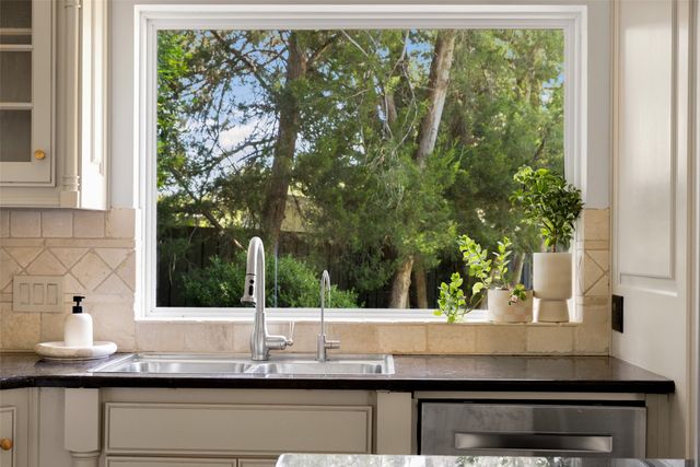 8434 Greenstone Drive, Dallas, TX 75243