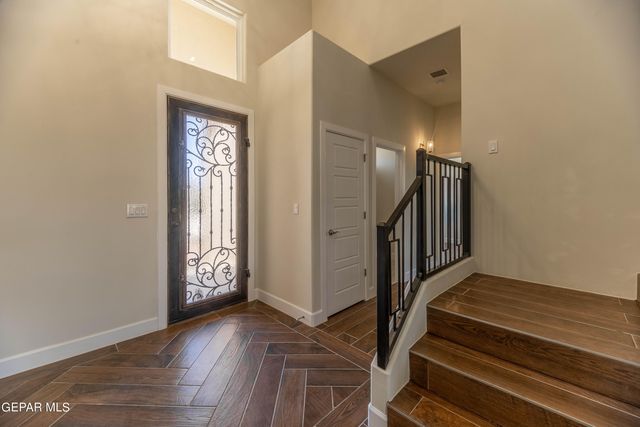 972 Pellegrino Avenue, El Paso, TX 79932