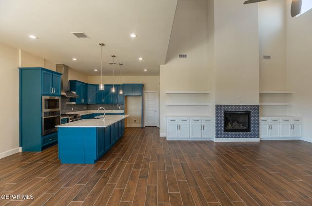 972 Pellegrino Avenue, El Paso, TX 79932