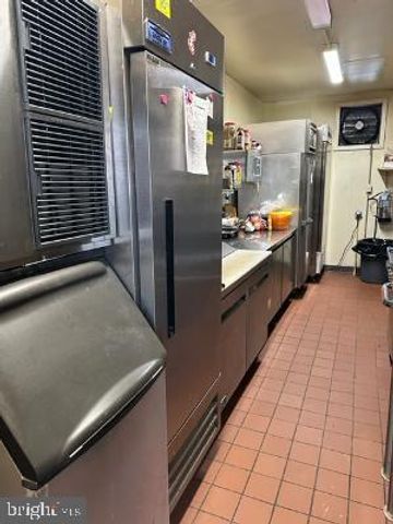 1400 FARRAGUT AVE, Bristol, PA 19007