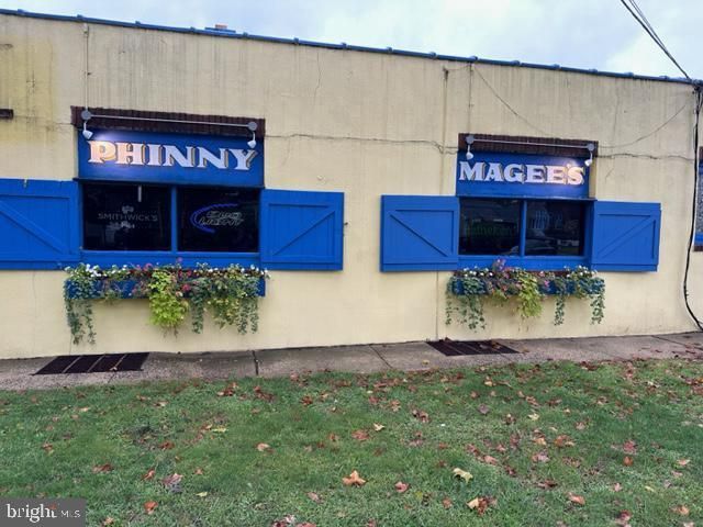 1400 FARRAGUT AVE, Bristol, PA 19007