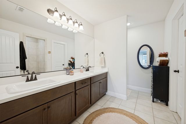 112 Kens Court, Pilot Point, TX 76258