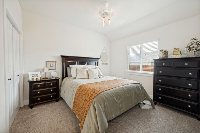 112 Kens Court, Pilot Point, TX 76258