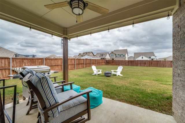 112 Kens Court, Pilot Point, TX 76258