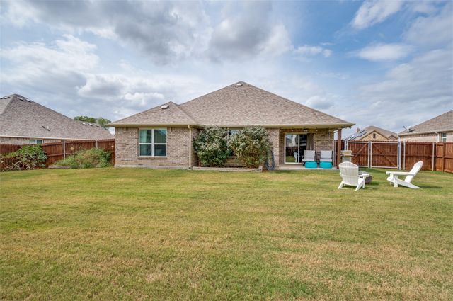 112 Kens Court, Pilot Point, TX 76258