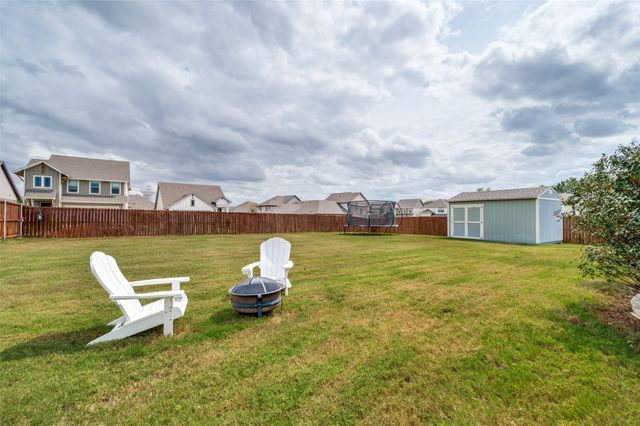 112 Kens Court, Pilot Point, TX 76258