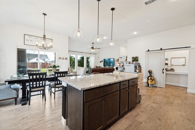 112 Kens Court, Pilot Point, TX 76258
