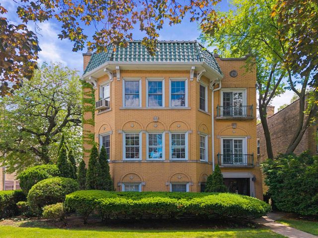 1016 Austin Street, Evanston, IL 60202