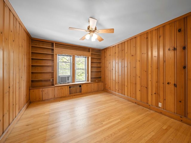 1016 Austin Street, Evanston, IL 60202