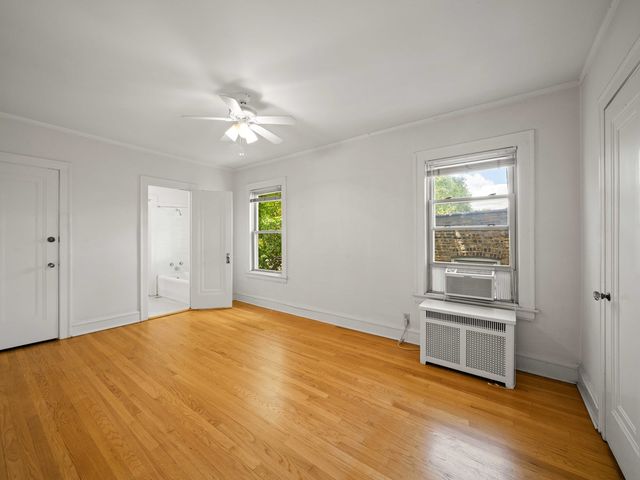 1016 Austin Street, Evanston, IL 60202