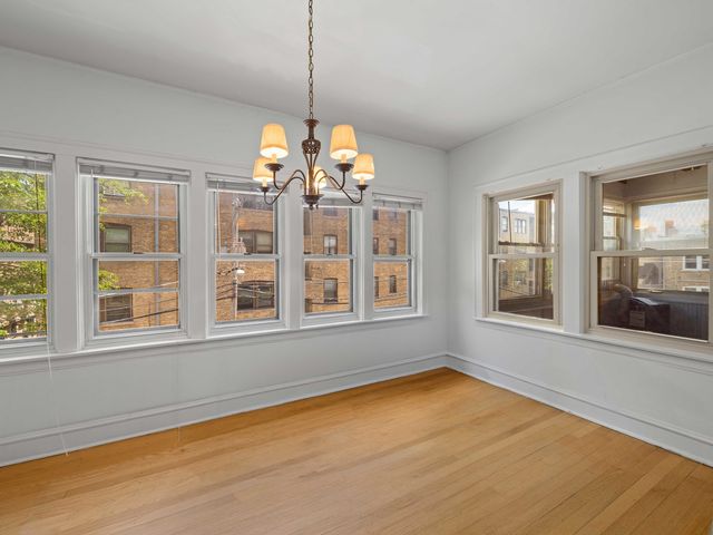 1016 Austin Street, Evanston, IL 60202