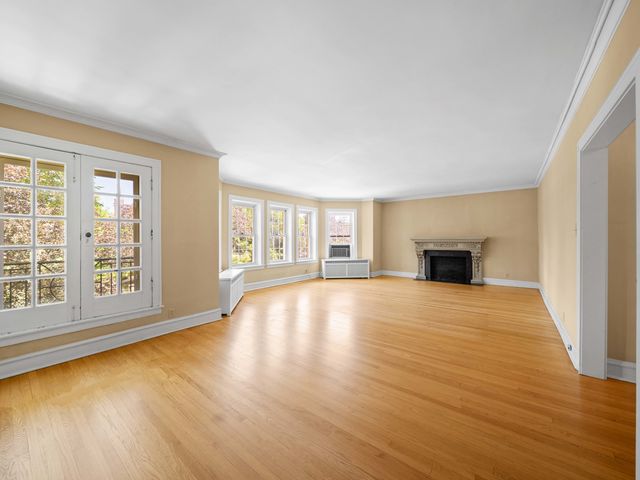 1016 Austin Street, Evanston, IL 60202