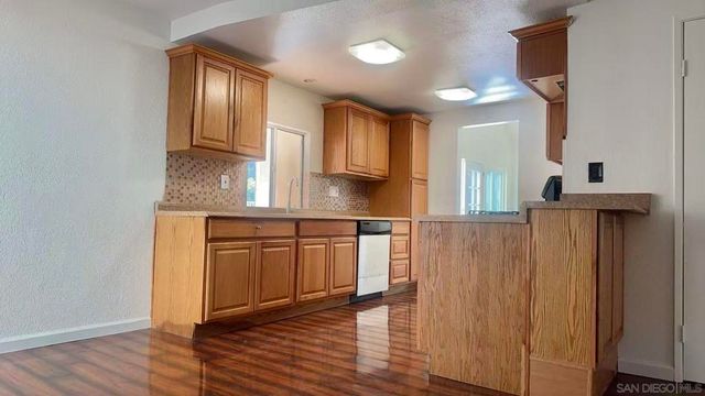 1745 Plaza Crest Ridge Rd, San Diego, CA 92114