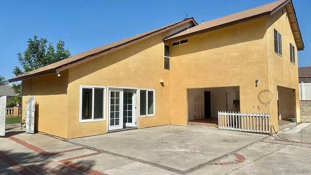 1745 Plaza Crest Ridge Rd, San Diego, CA 92114