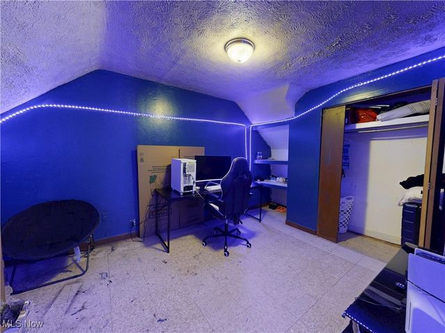 2027 Lexington Avenue, Lorain, OH 44052