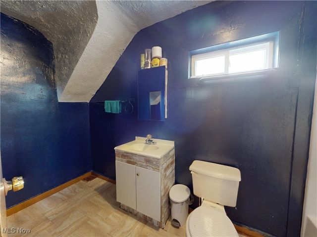 2027 Lexington Avenue, Lorain, OH 44052