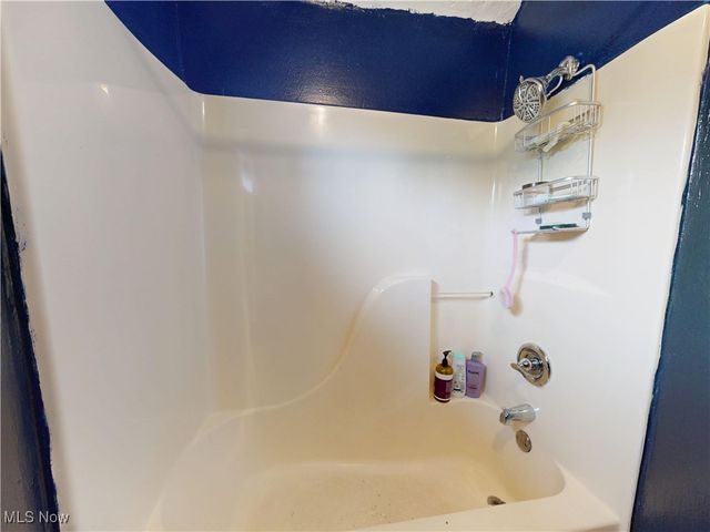 2027 Lexington Avenue, Lorain, OH 44052