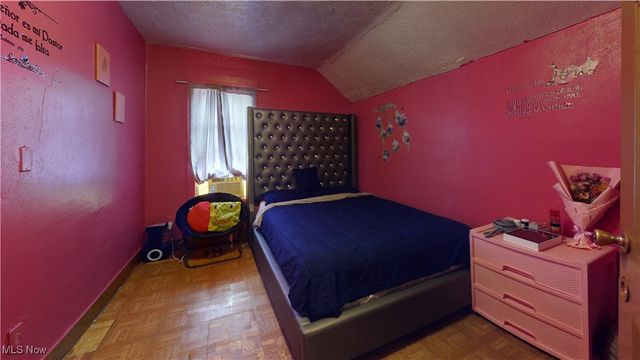 2027 Lexington Avenue, Lorain, OH 44052