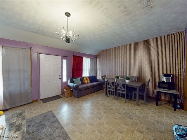 2027 Lexington Avenue, Lorain, OH 44052